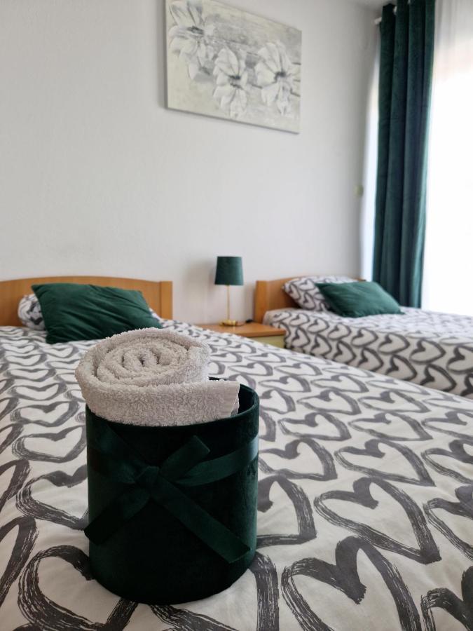 Motel "Tri Lovca" Knin Exteriör bild